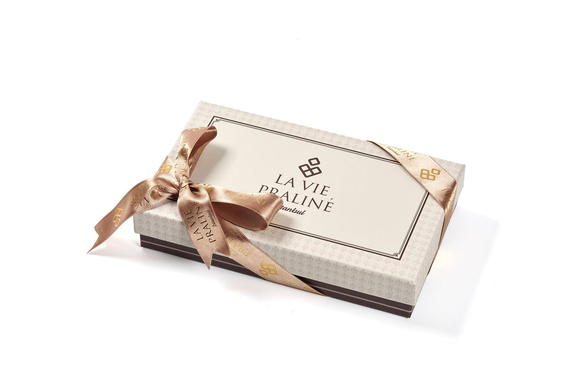 La Vie Praline mini trüf çikolata kutusu yakın detay